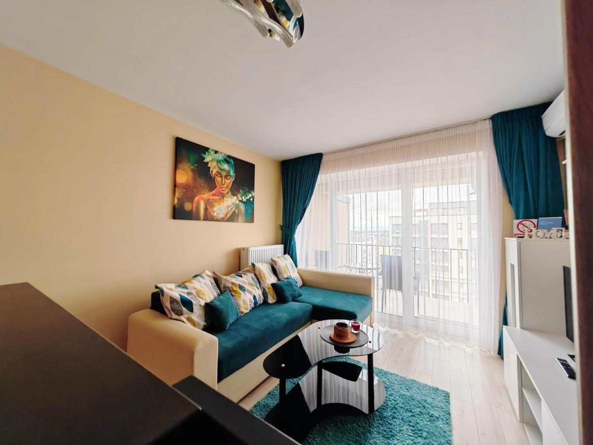 Luxurious Landing Apartment Brasov Luaran gambar