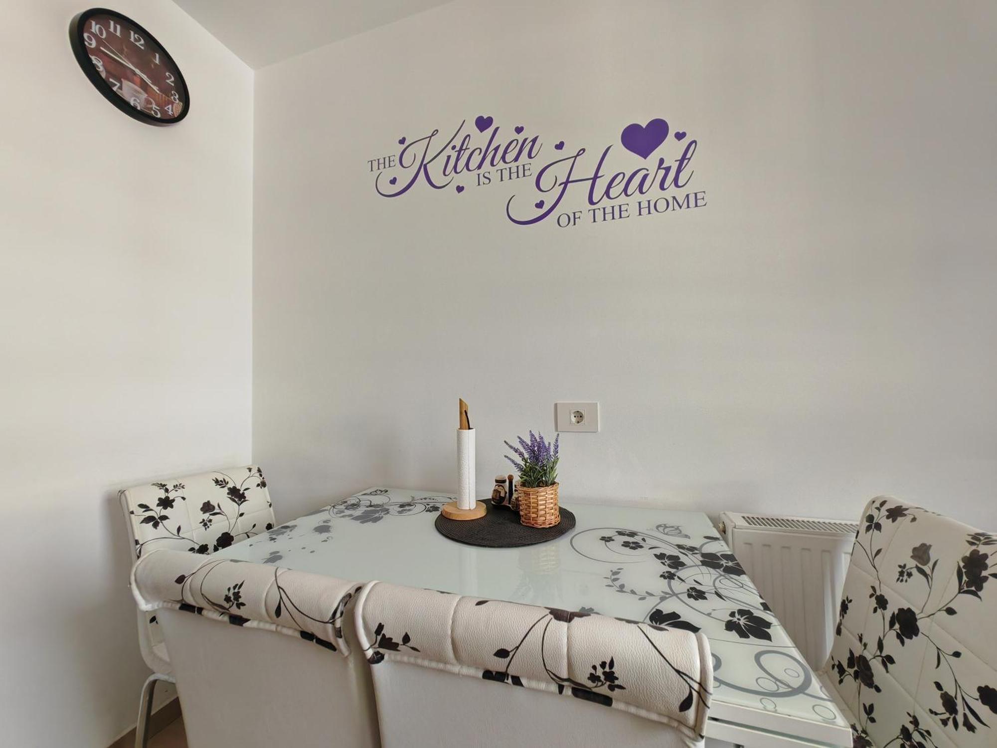 Luxurious Landing Apartment Brasov Luaran gambar